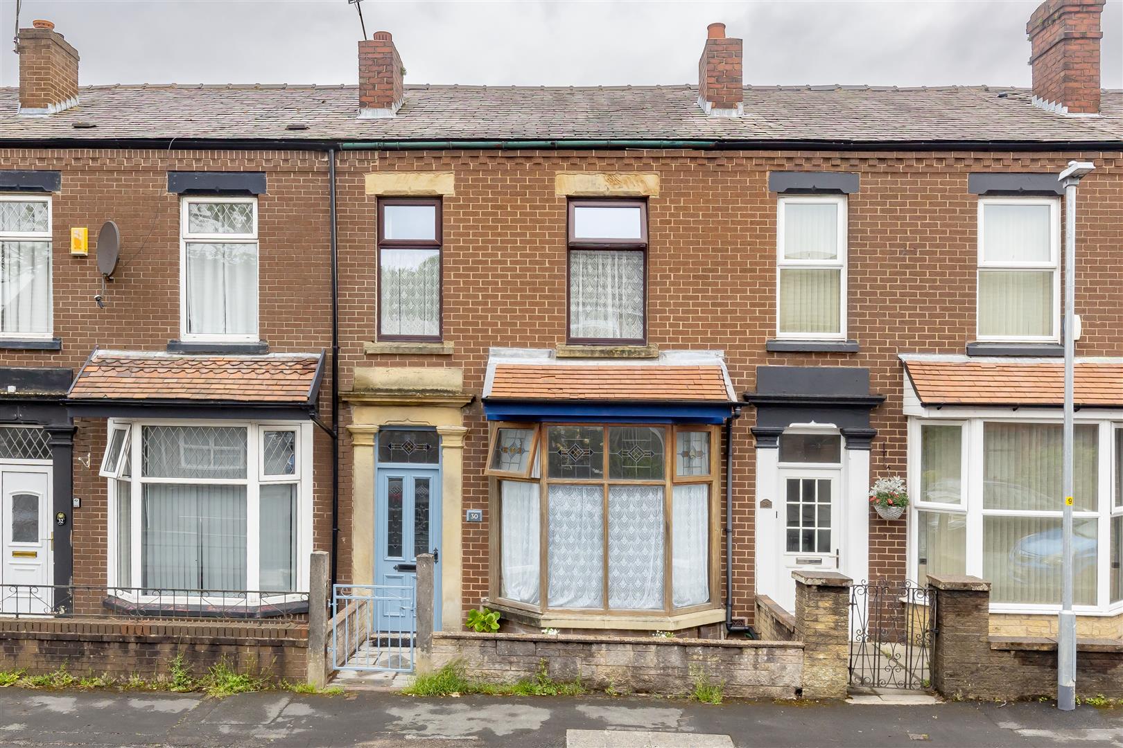 2 bed property in Railway Road, Chorley